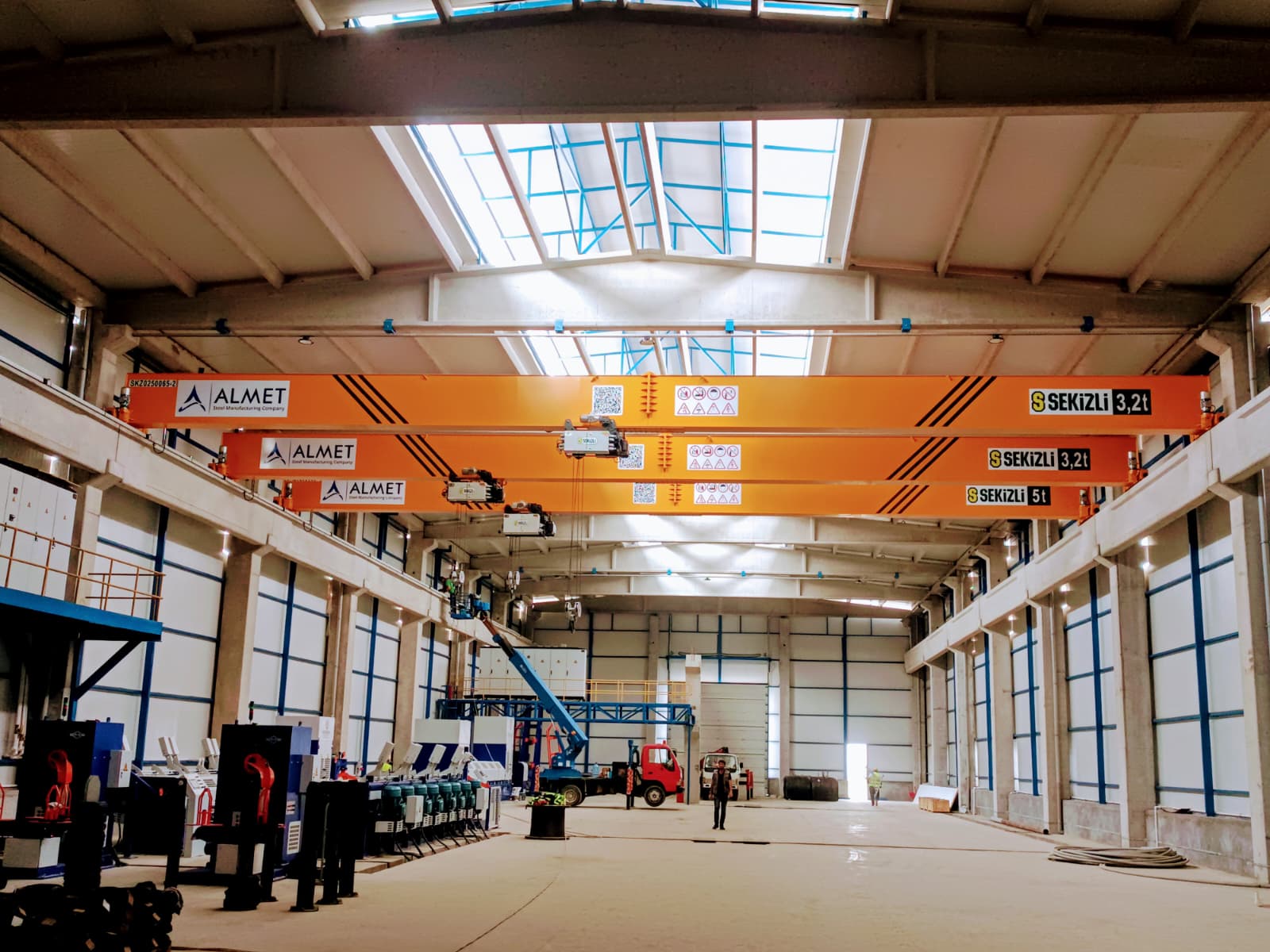 OVERHEAD CRANE- SINGLE GIRDER