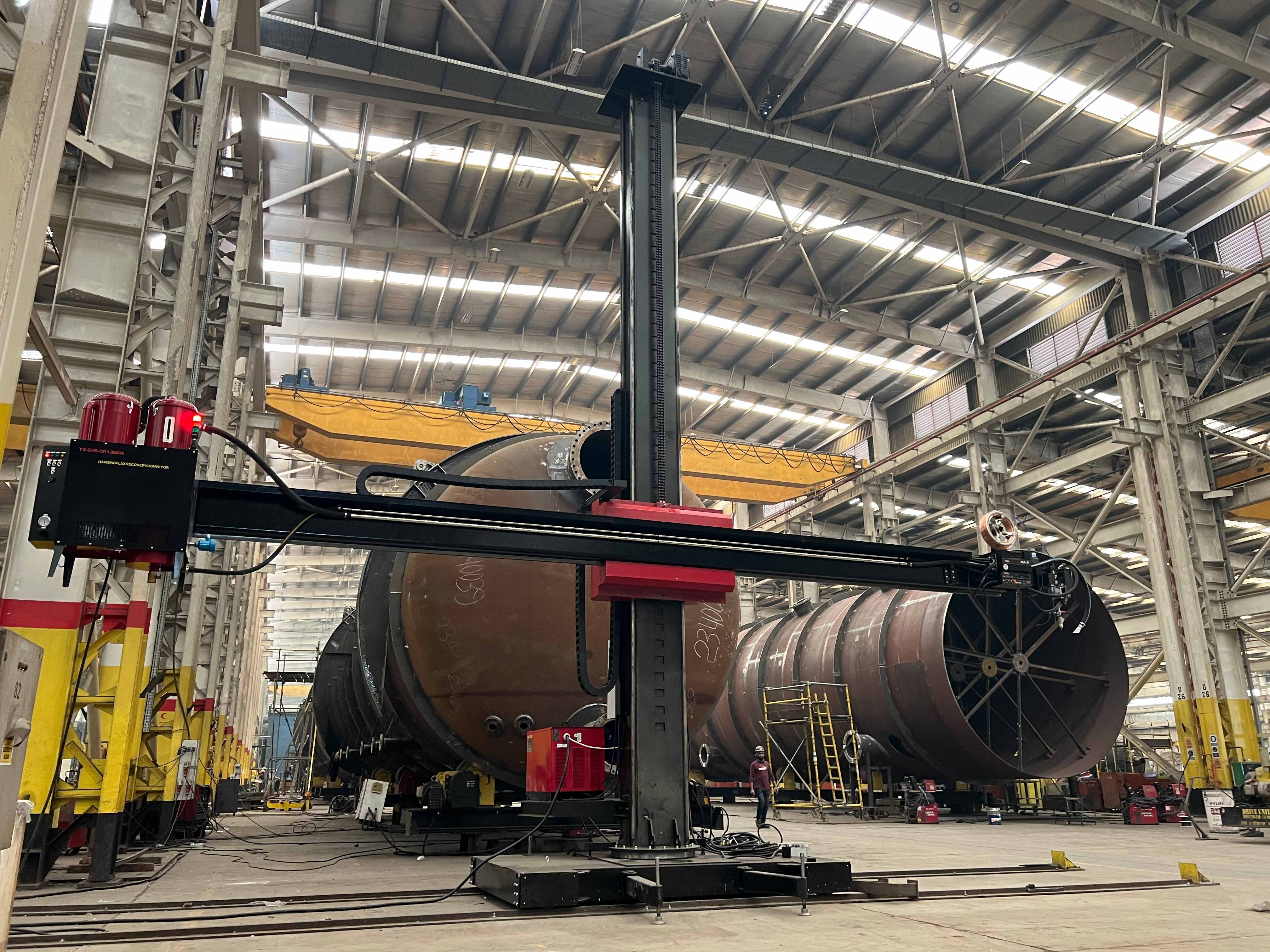 WELDING COLUMN BOOM