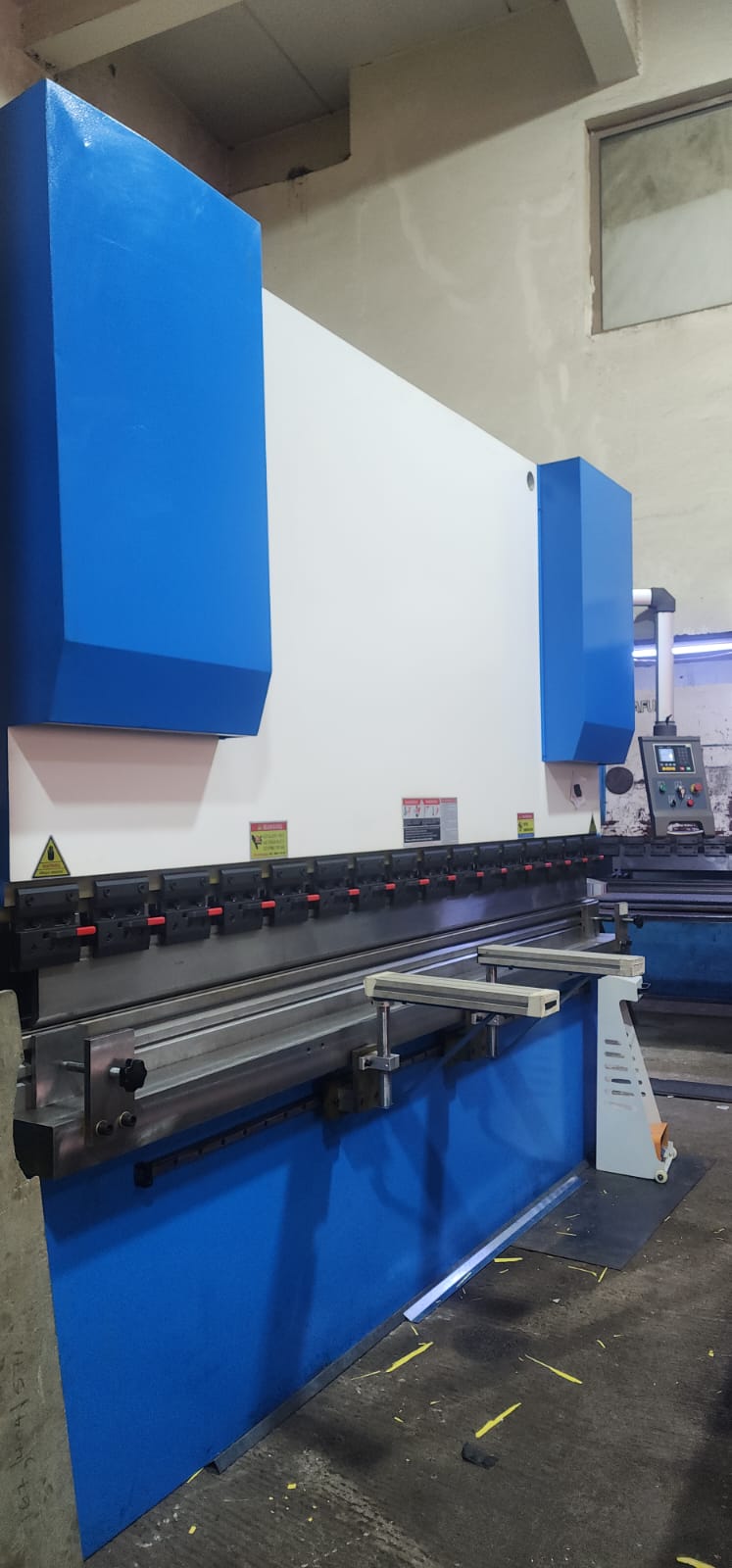 Press Brake Machine